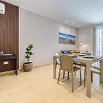 Fl 2 Thelodge-Charming City Retreat By Homely