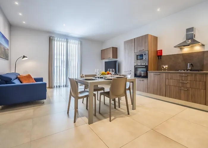 Fl 2 Thelodge-Charming City Retreat By Homely